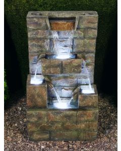 Greenwich Pouring Wall Water Feature