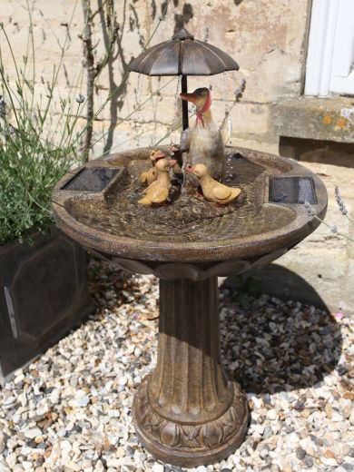 Solar Umbrella Duck Family Bird Bath