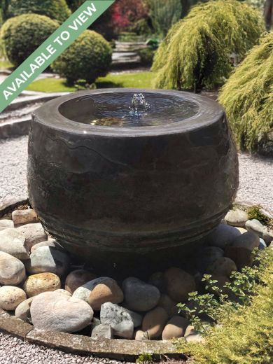 Black Vase Fountain Water Feature 