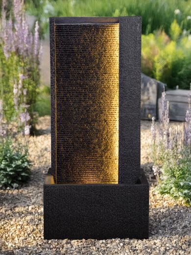 Braid Water Wall