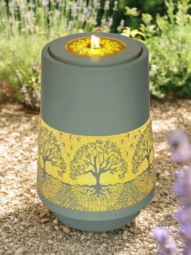 Dumbreck Zinc Metal Water Feature