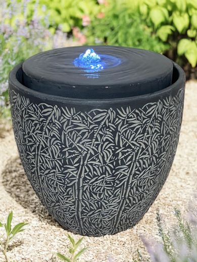 Jane Bubbling Pot Water Feature