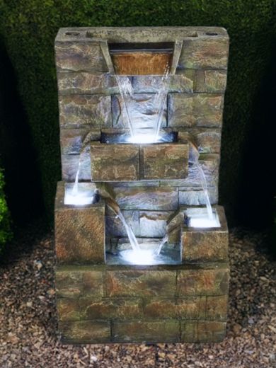 Greenwich Pouring Wall Water Feature