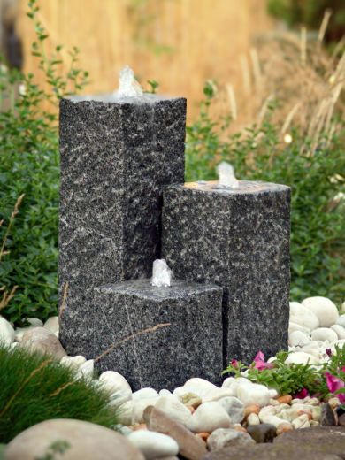 Buesento Granite Three Columns Water Feature